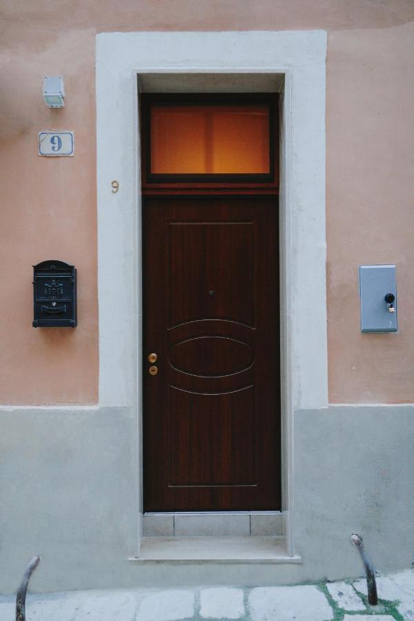 Civico 9 Villa Brindisi Buitenkant foto